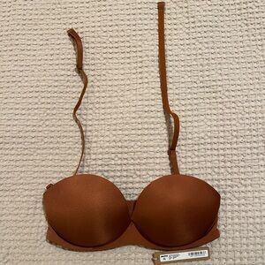 Skims Strapless Bra (30D)